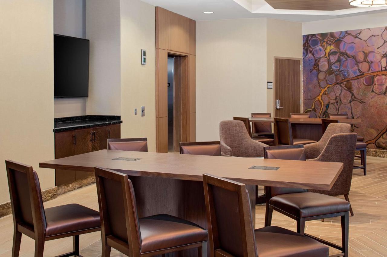Doubletree By Hilton Irvine Spectrum Εξωτερικό φωτογραφία