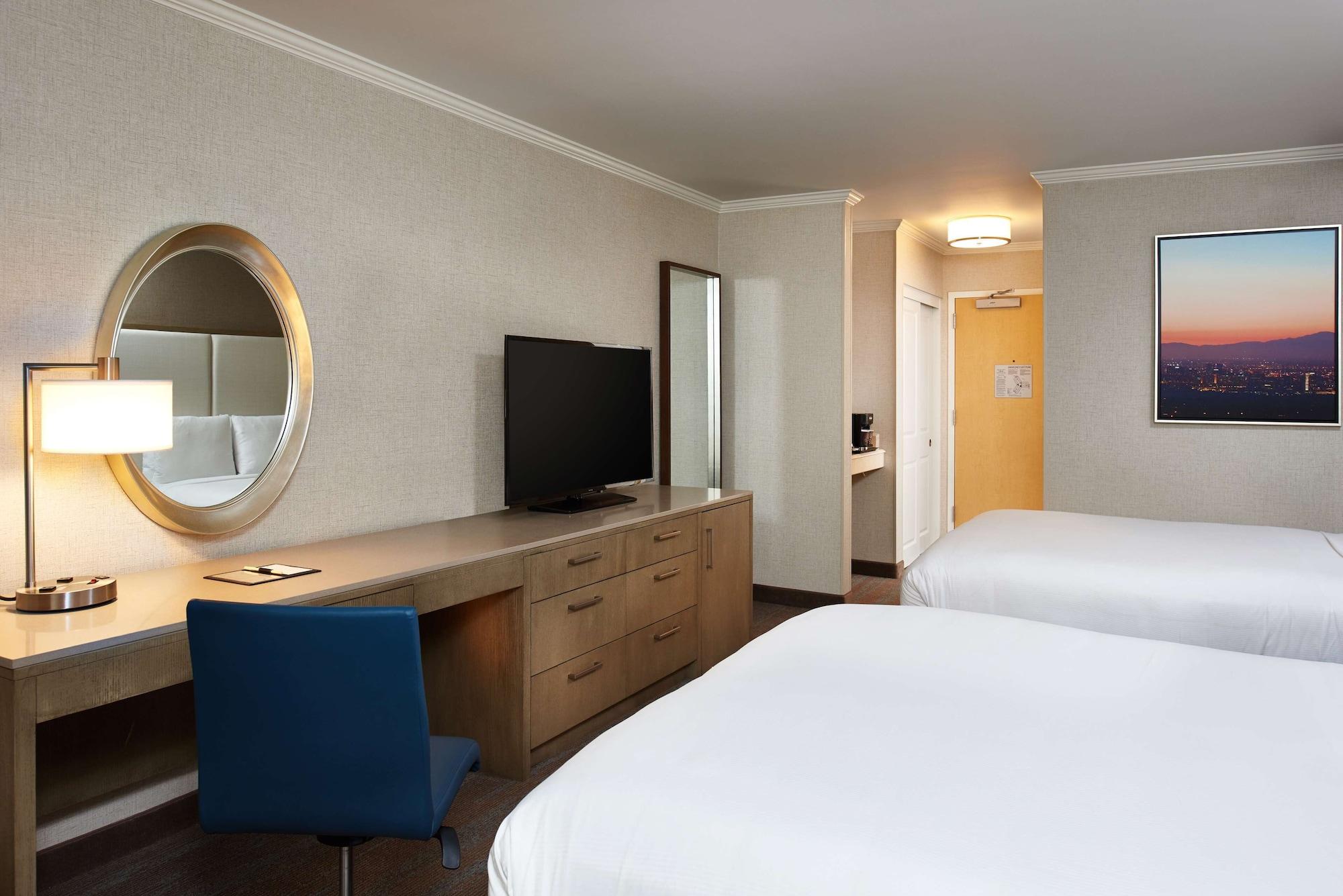 Doubletree By Hilton Irvine Spectrum Εξωτερικό φωτογραφία