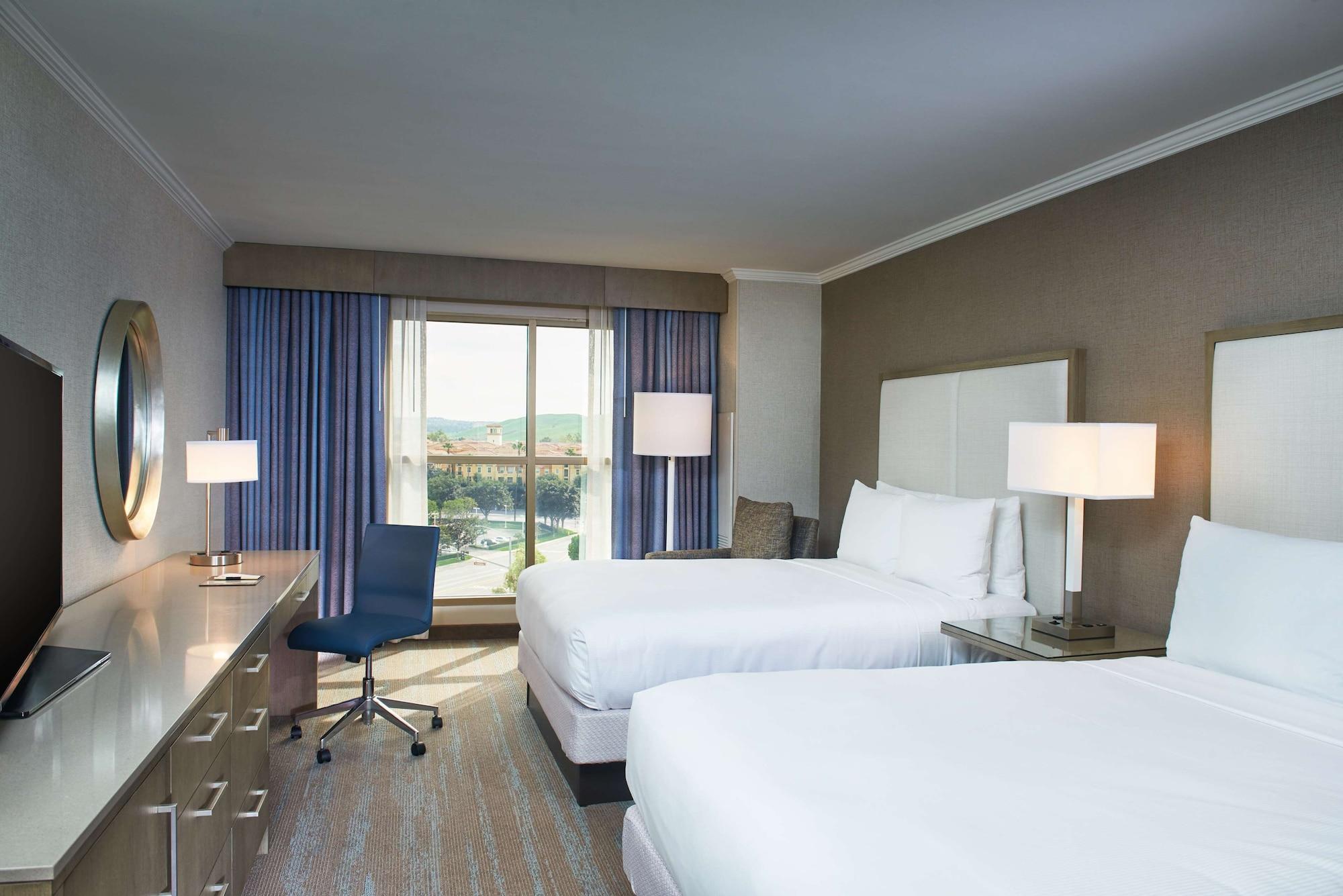 Doubletree By Hilton Irvine Spectrum Εξωτερικό φωτογραφία