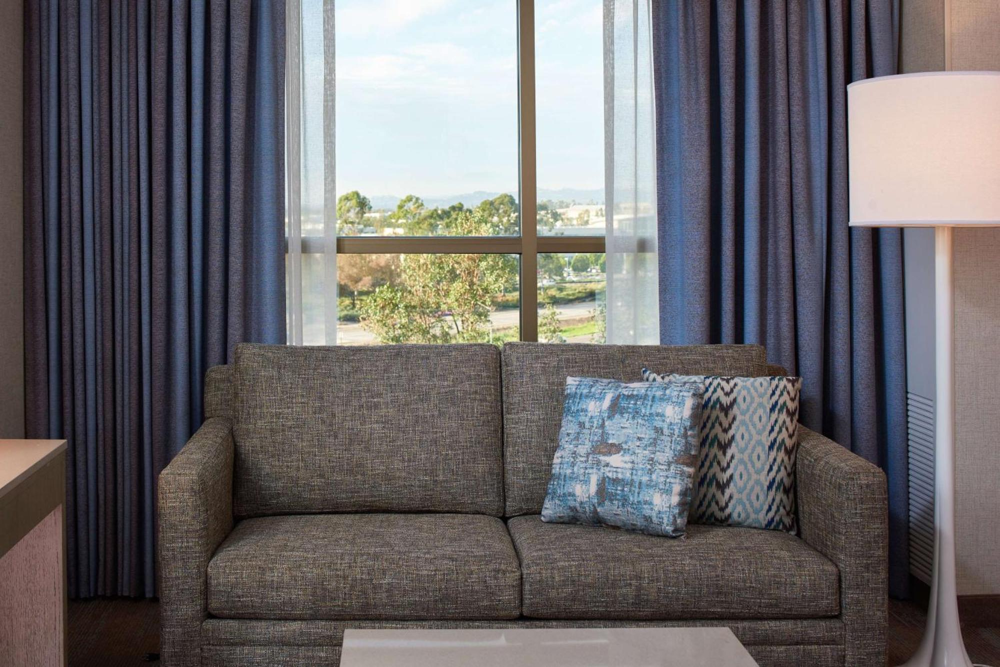 Doubletree By Hilton Irvine Spectrum Εξωτερικό φωτογραφία