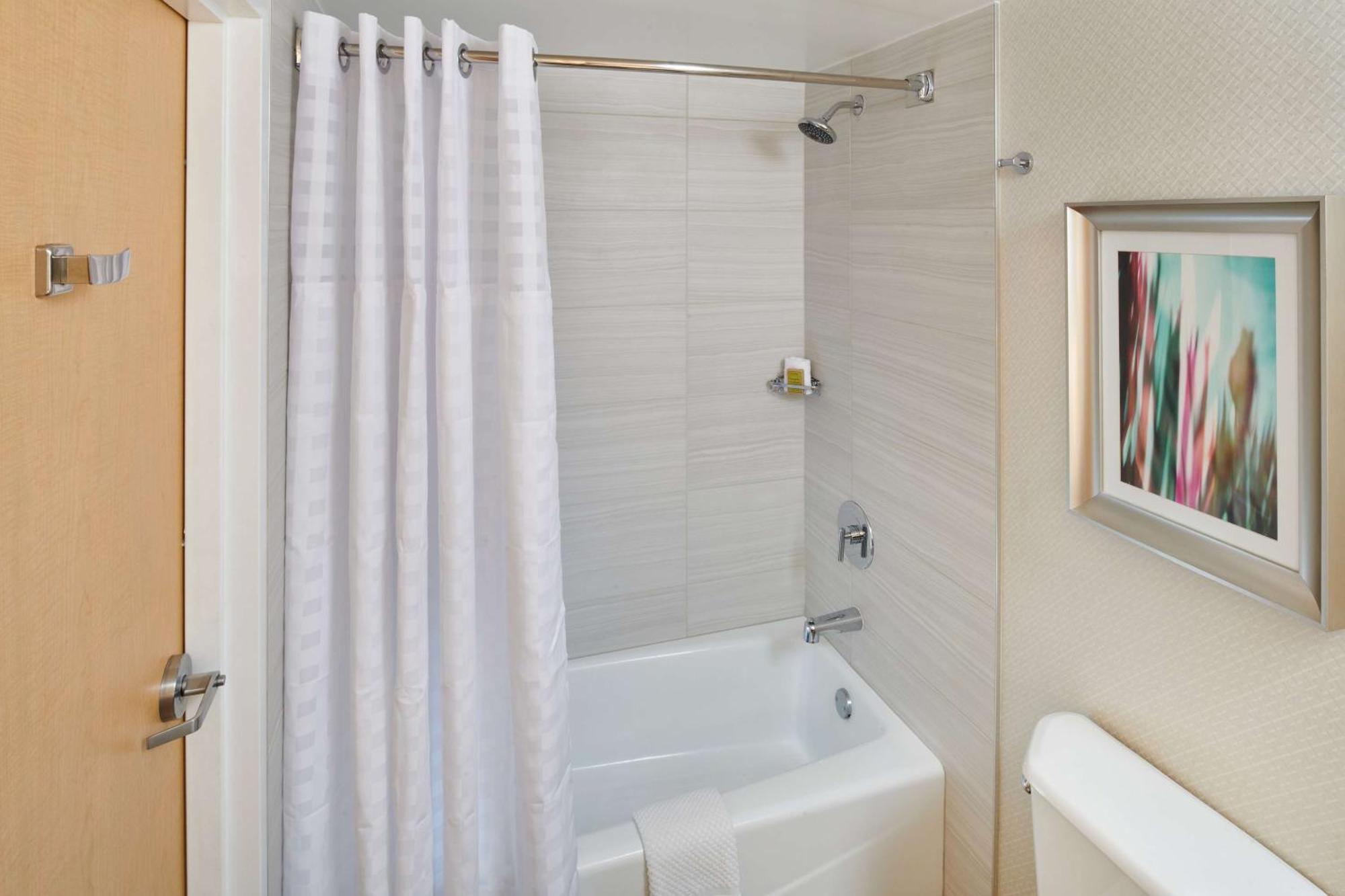 Doubletree By Hilton Irvine Spectrum Εξωτερικό φωτογραφία